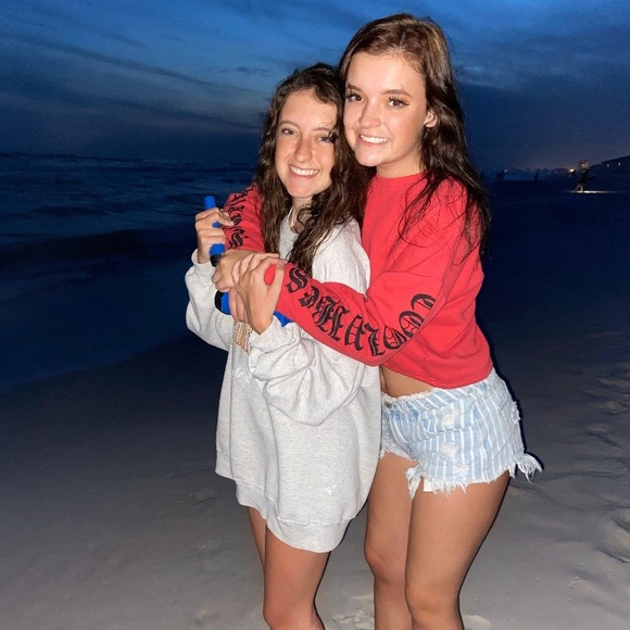 Meet your Posher, Abby - Picture 7 of 9